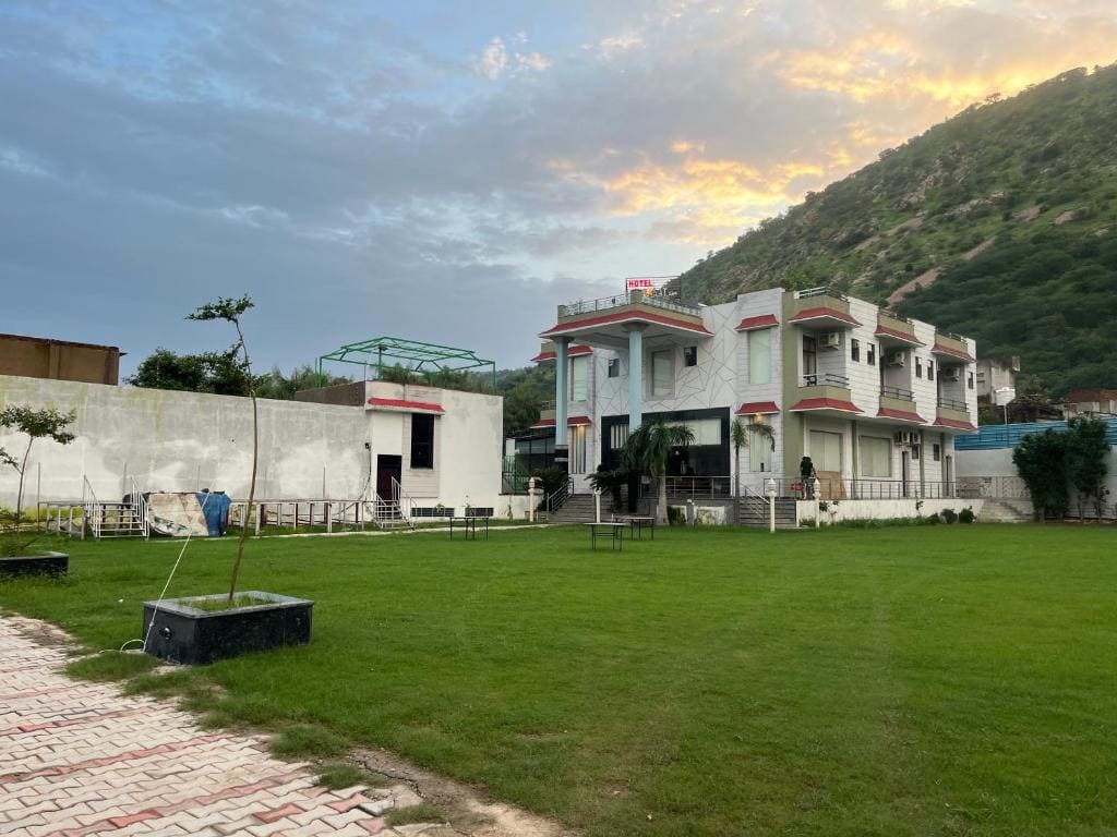 Hotel & Resort Virasat inn - View 3