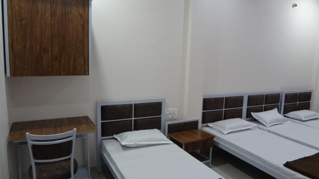 Anand P G hostel males only — Ansicht 7
