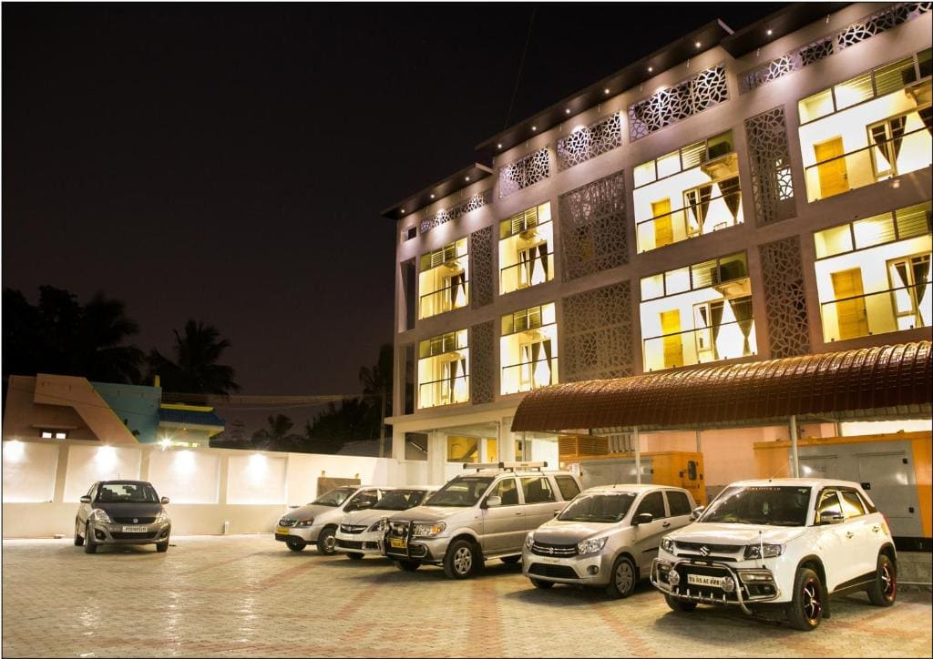 Hotel Ashoka - Main view