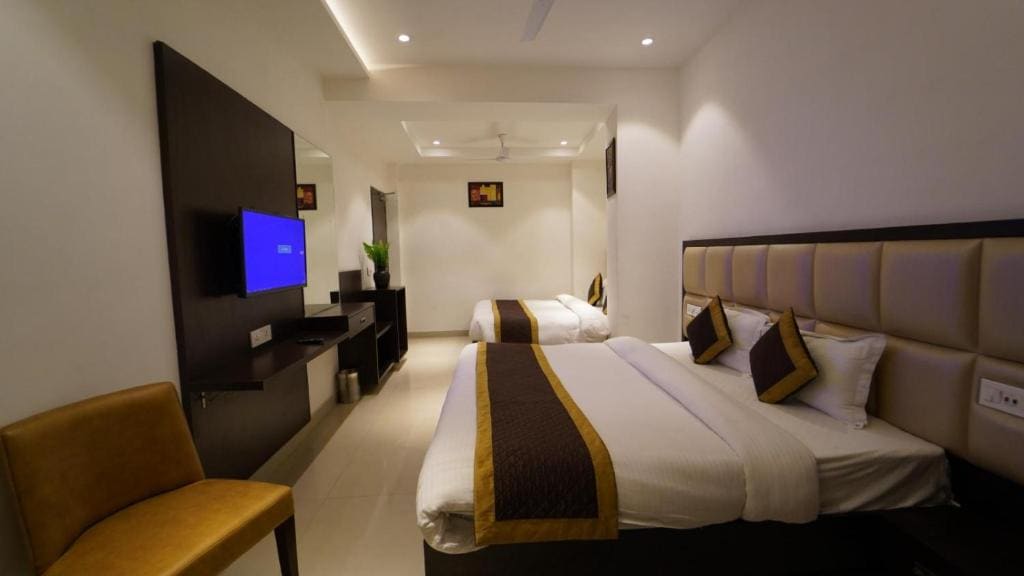 Luxe Stayz Avi Inn - View 6