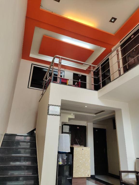 Avadh vihara Beds & Breakfast - Hoofdweergave