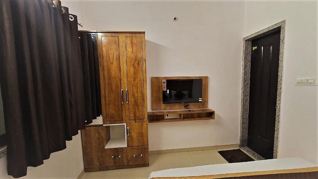 Balaji Lodging - View 4