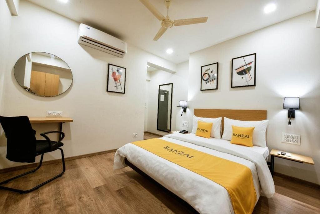 Hotel Banzai Rooms - View 7