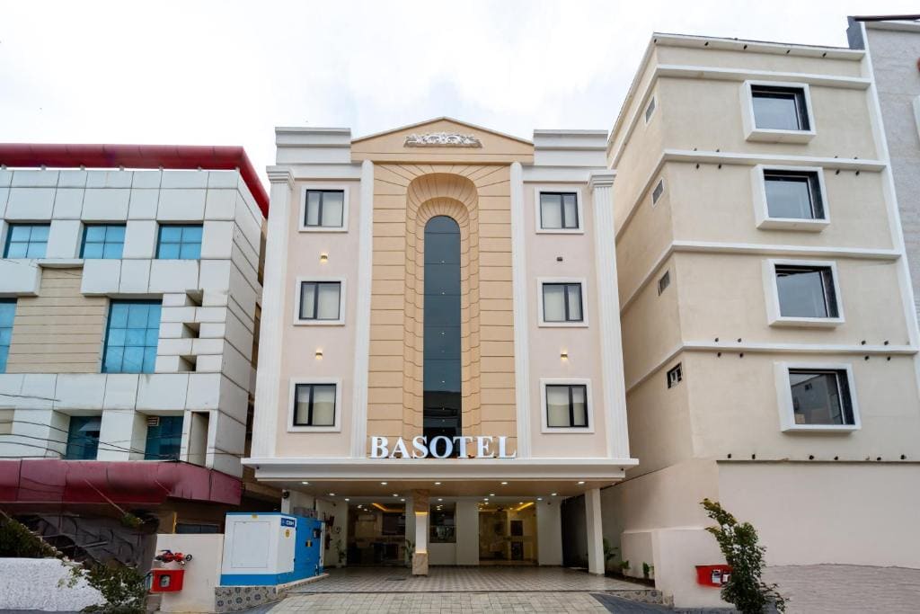 Basotel Hotel Indore Vijaynagar - Main view