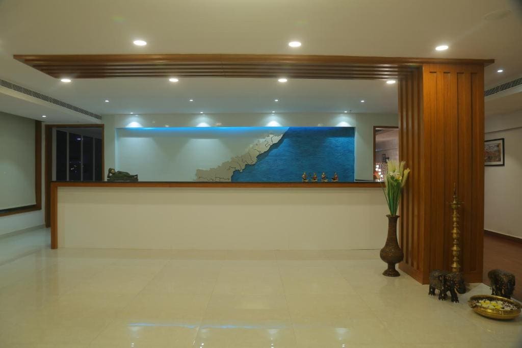 Bay View Hotel Vizag - View 4