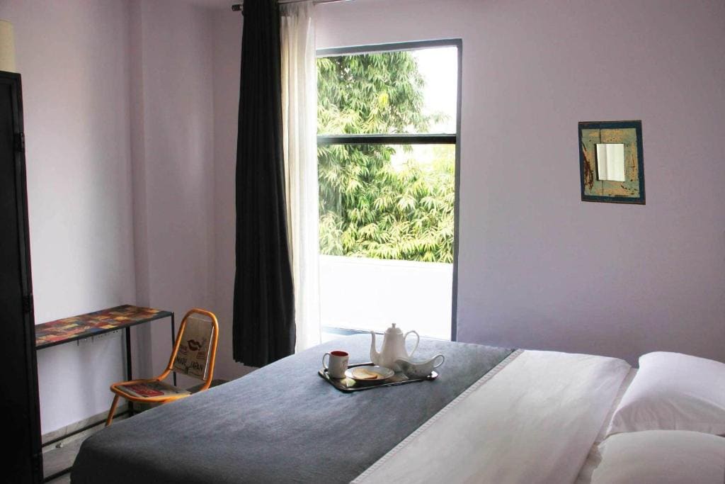 Bed & Chai - View 3