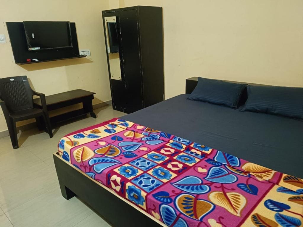 Hotel Bindusagar - Budget Rooms Near Sri Lingaraja Temple - View 5