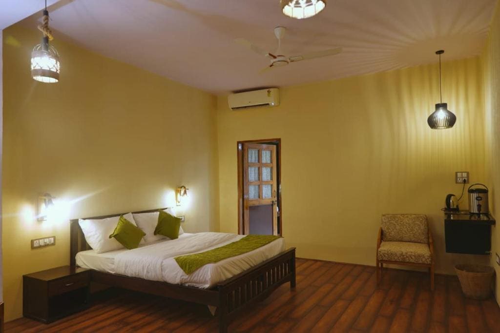 Greetoe Camp Panna - View 2