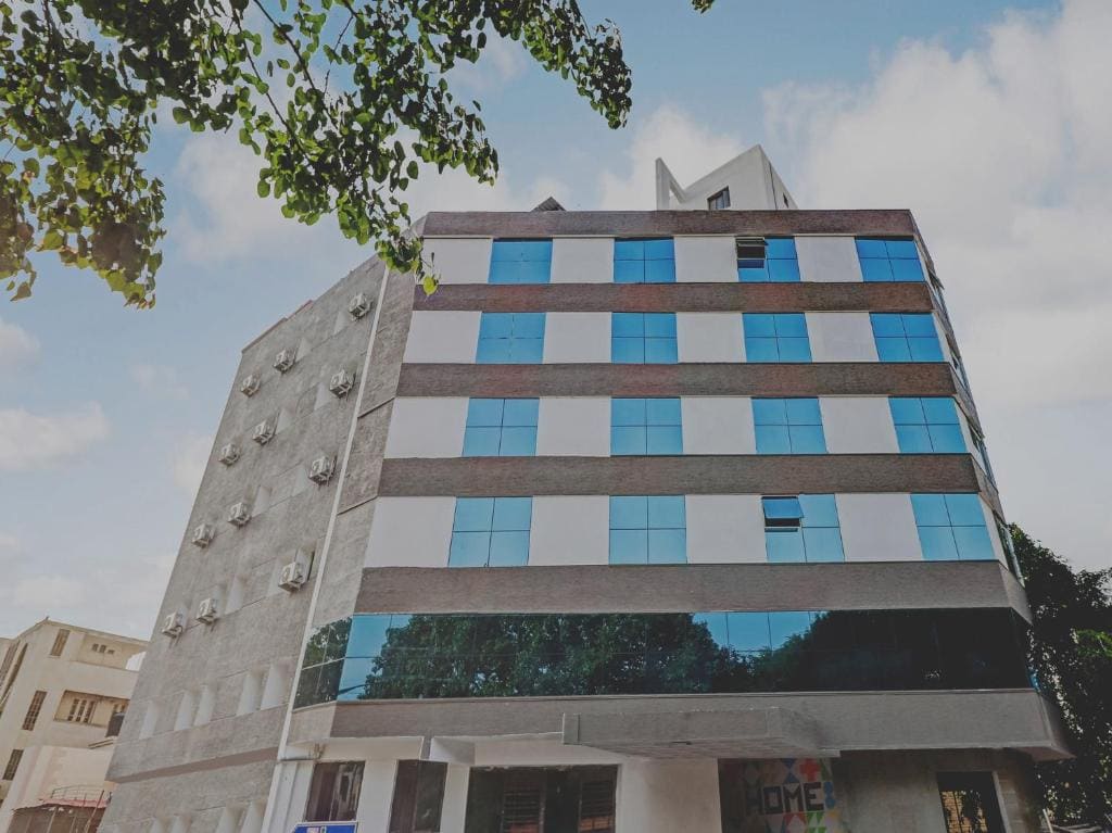 Capital O Elite Stay Jp Nagar - Main view