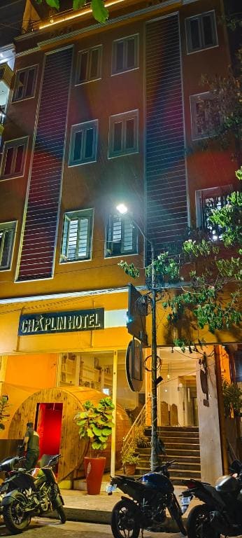 Chaplin Hotel - Main view