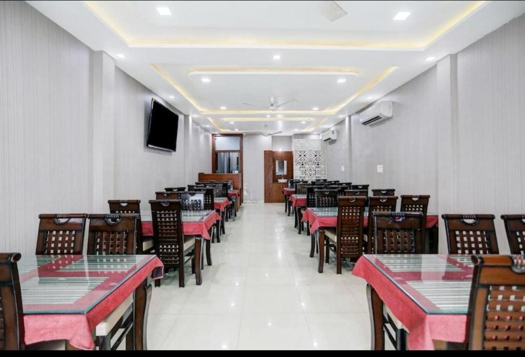 City Star & Restro A Boutique Hotel - View 3