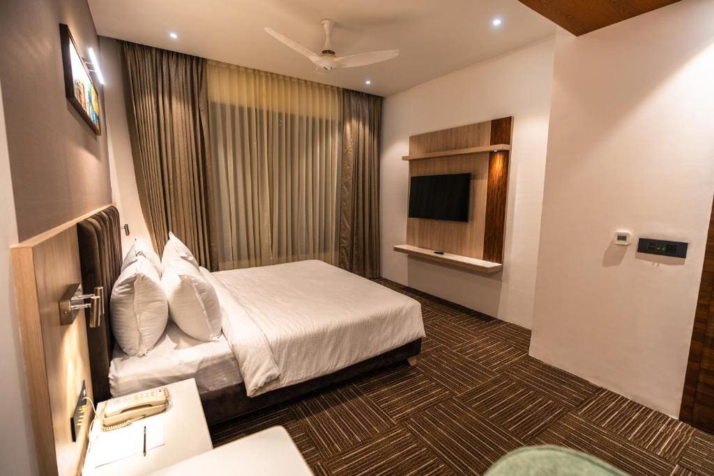 Clarks inn Express Ayodhya - View 7