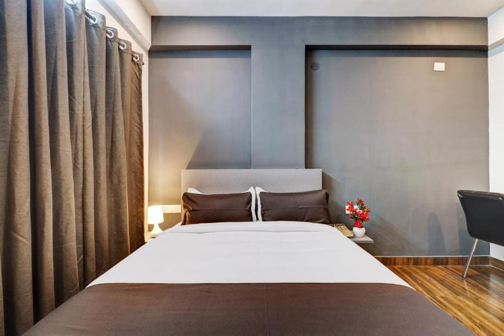 Super Townhouse Ecity Inn - Προβολή 6