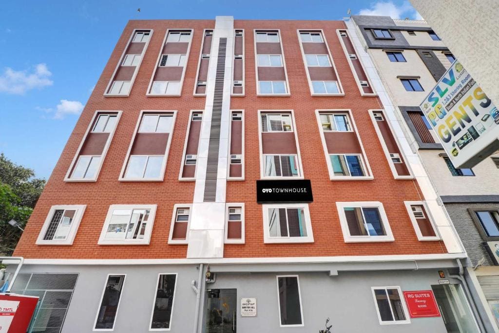 Super Townhouse Ecity Inn - Προβολή 2
