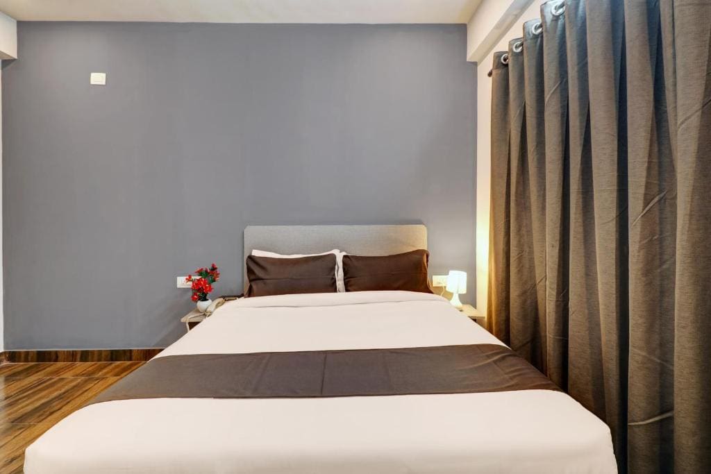 Super Townhouse Ecity Inn - Προβολή 4