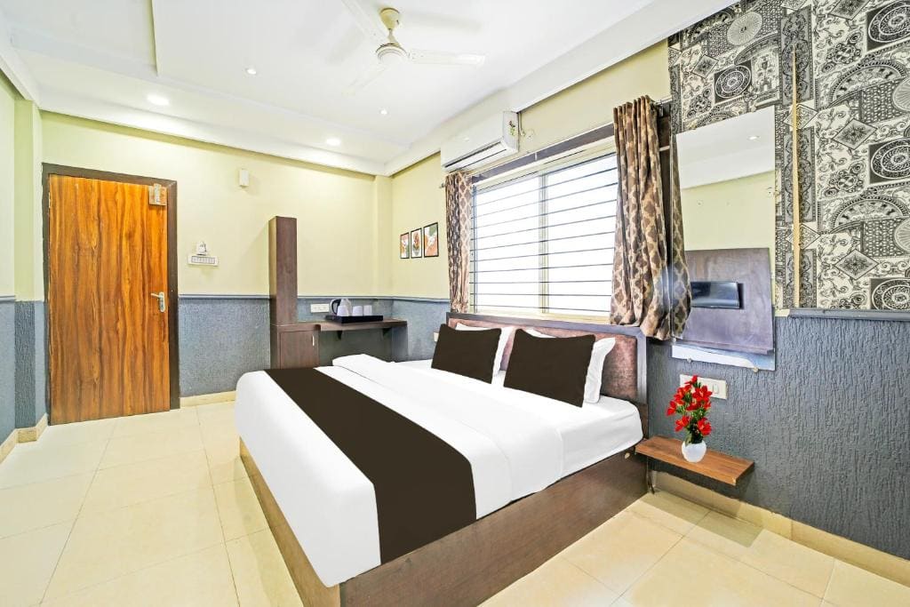 Collection O Ring Road Bhawarkua Indore - View 6