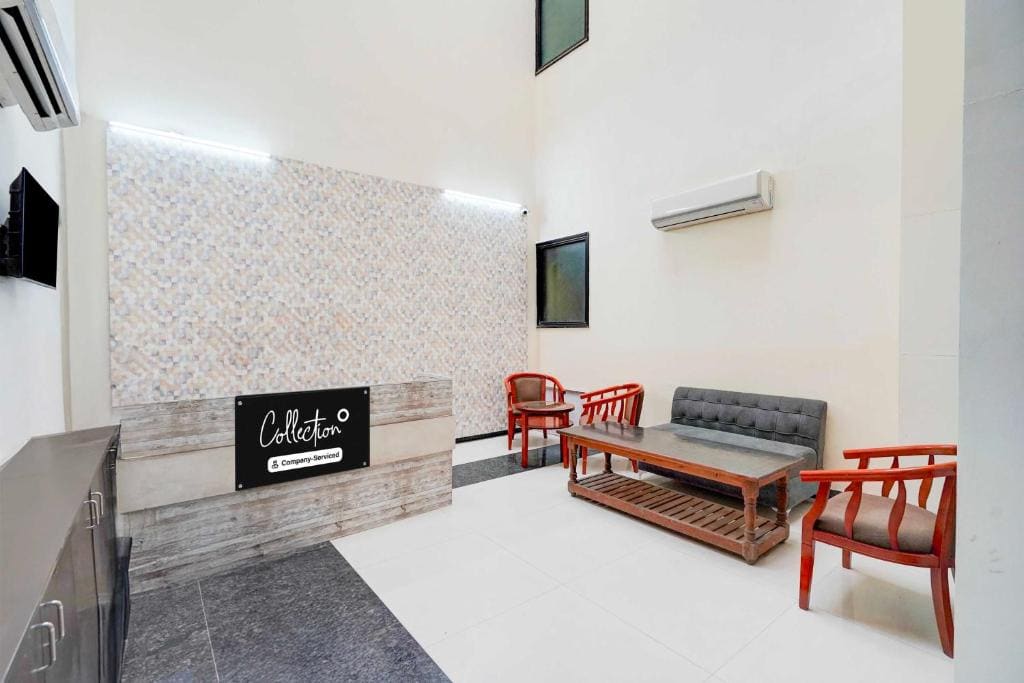 Townhouse Oak Sector 51 Noida - View 7