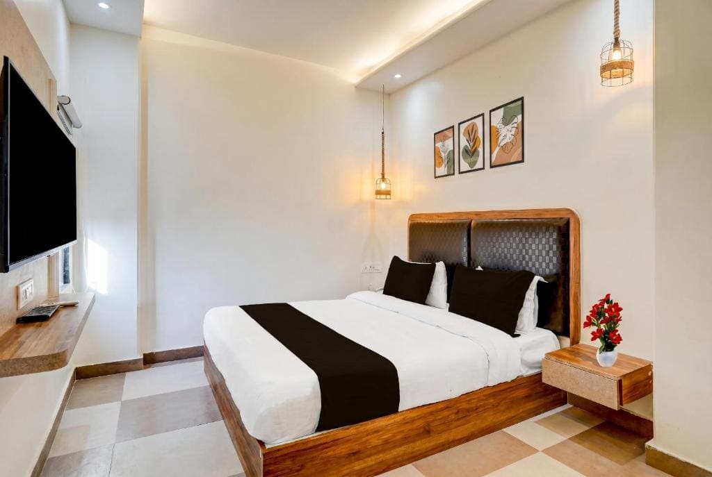 Super Townhouse Ambegaon Road Katraj Formerly White Castle - View 7