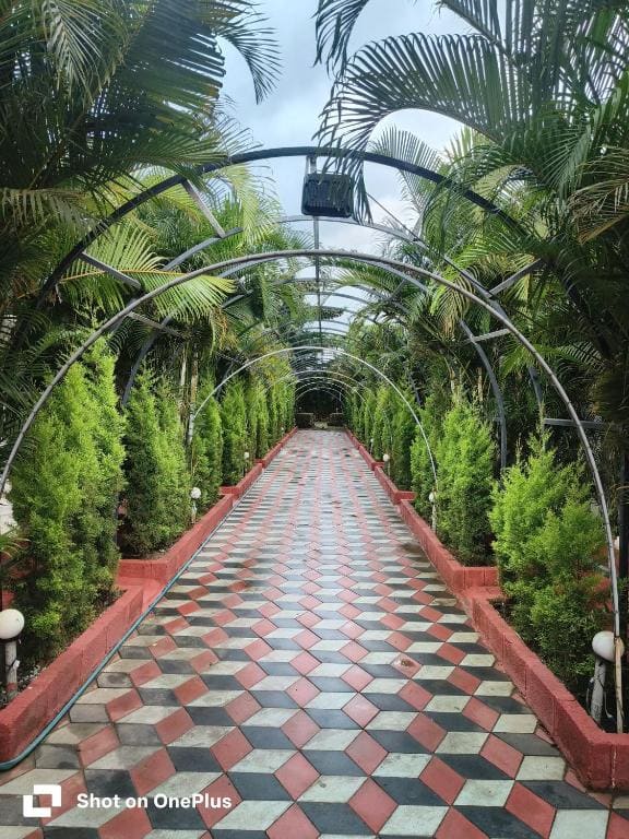 Coorg Crown Palace Resort kushalnagar - View 5