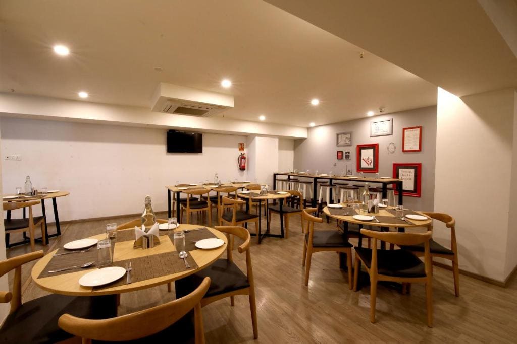 Crayon Hotels - View 3
