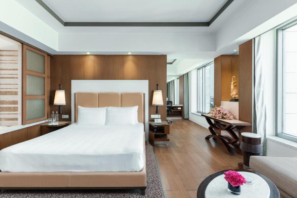 Crowne Plaza New Delhi Okhla by IHG - View 2