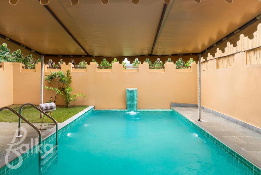 Dev Bagh Luxurious Private Suites - View 4