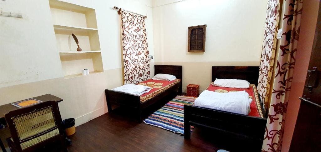 Durag Niwas Guest House - View 2