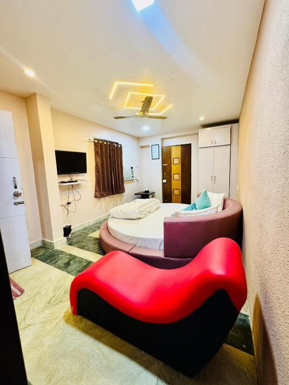 Hotel Elite Stay - Nilanjali Society, Kalyani Nagar, Pune - View 4