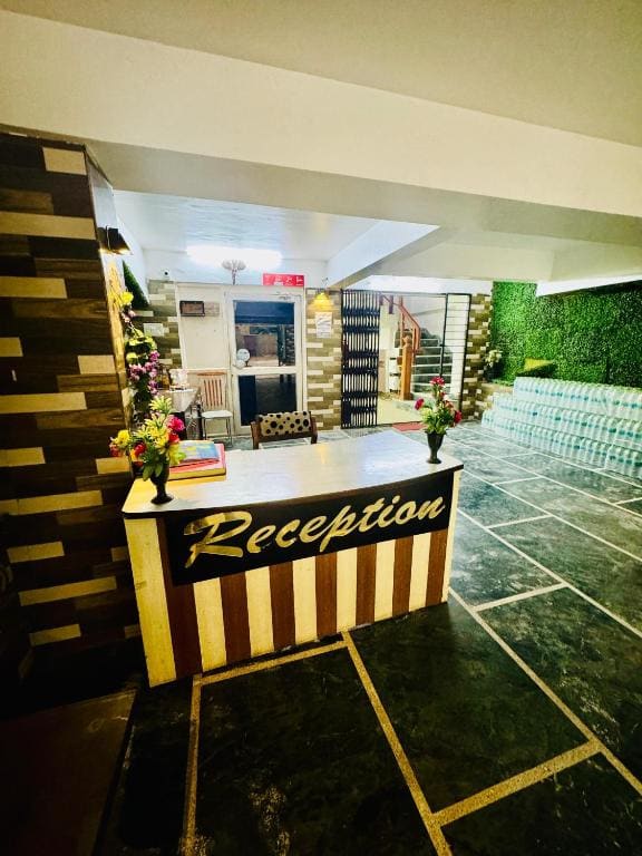 Hotel Elite Stay - Nilanjali Society, Kalyani Nagar, Pune - View 7