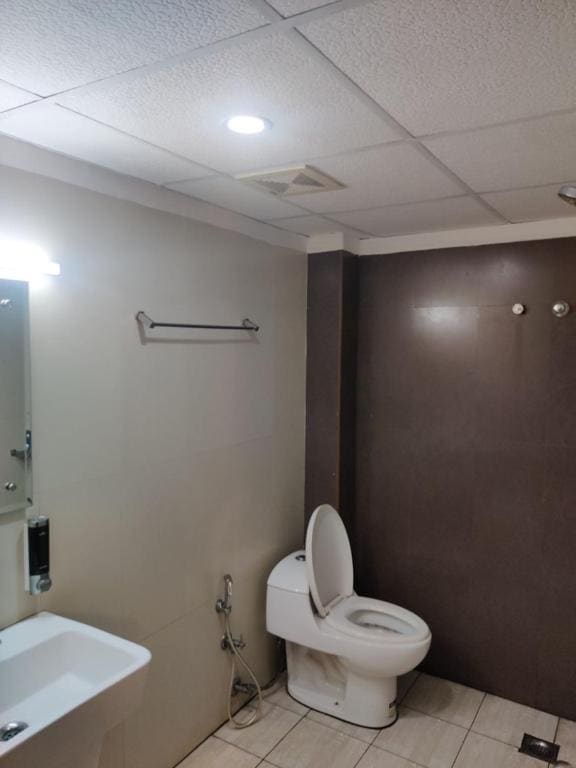 EMPIRE THE GRANDE SUITEs - View 4