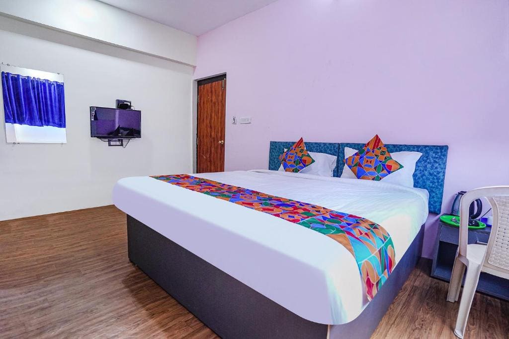 FabHotel Aishwarya Inn - View 7