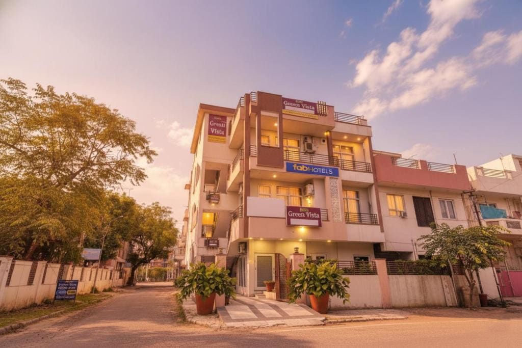 FabHotel Green Vista Malviya Nagar - Main view