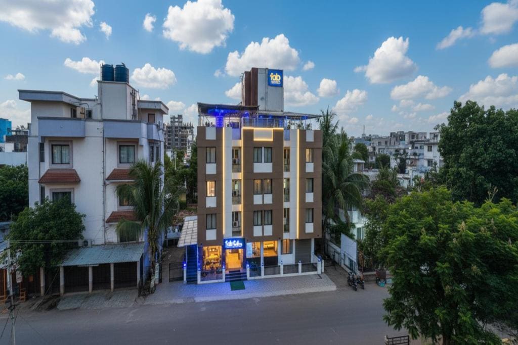 FabHotel Imperio - Nr Baner Hill - Main view