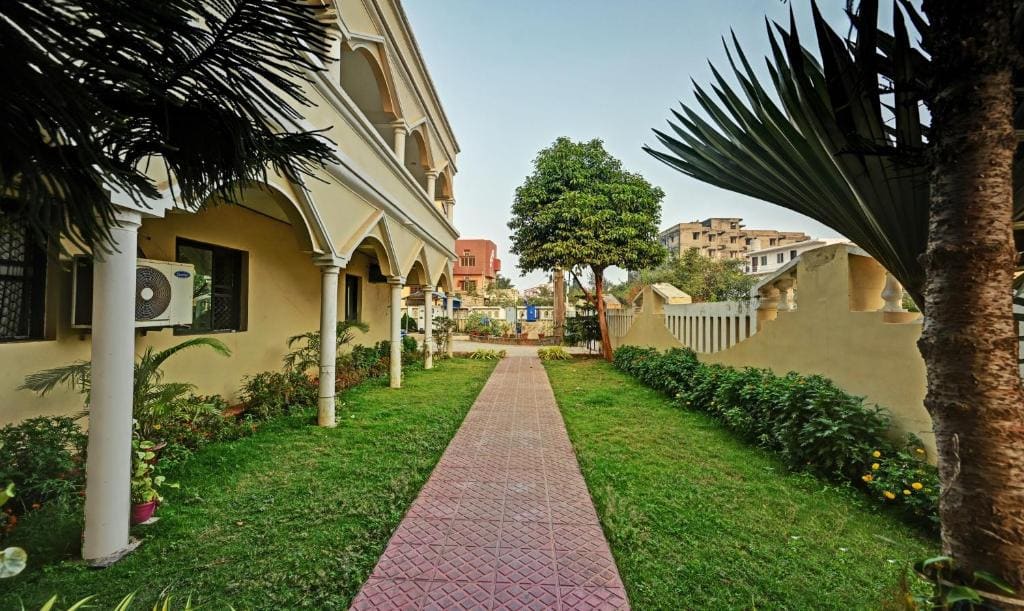 Treebo Sidhartha International Baliapanda - View 5
