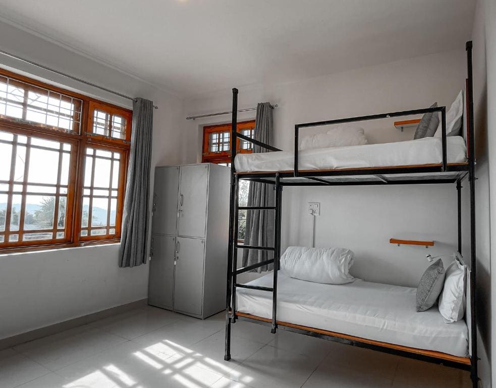 Flashpackers Bir - Rooms & Dorms - View 2