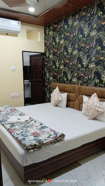 Hotel Ganga Sagar - View 2