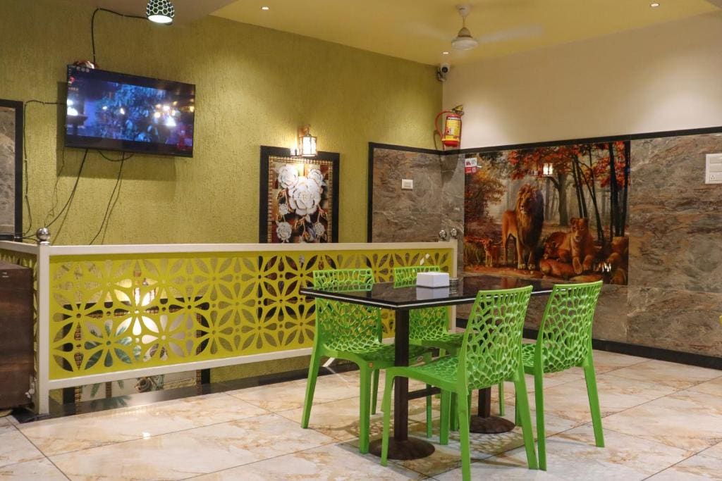 Hotel Garuda Executive Latur - View 3