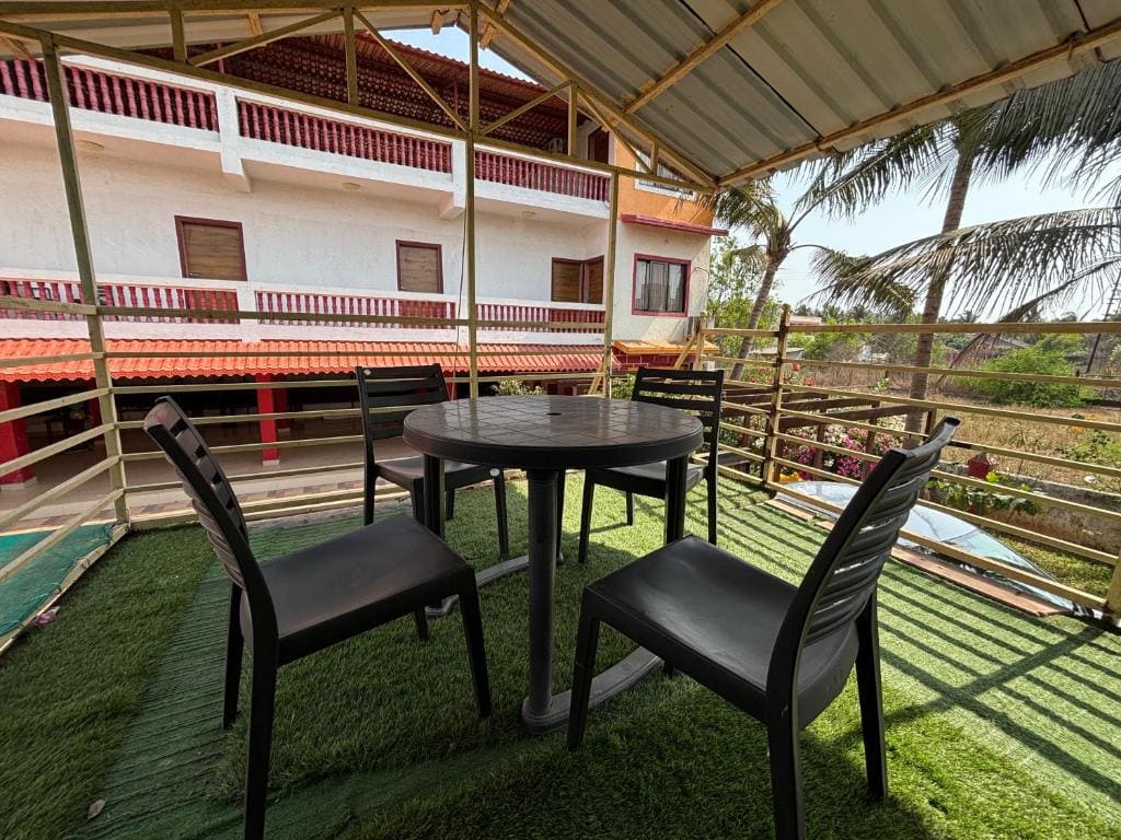 Golden bliss Resort and Pool - View 3