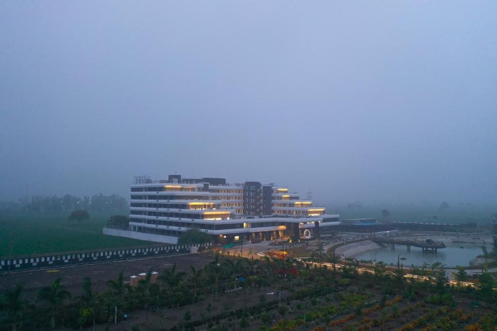 Golden Yug Resort by SS - Main view