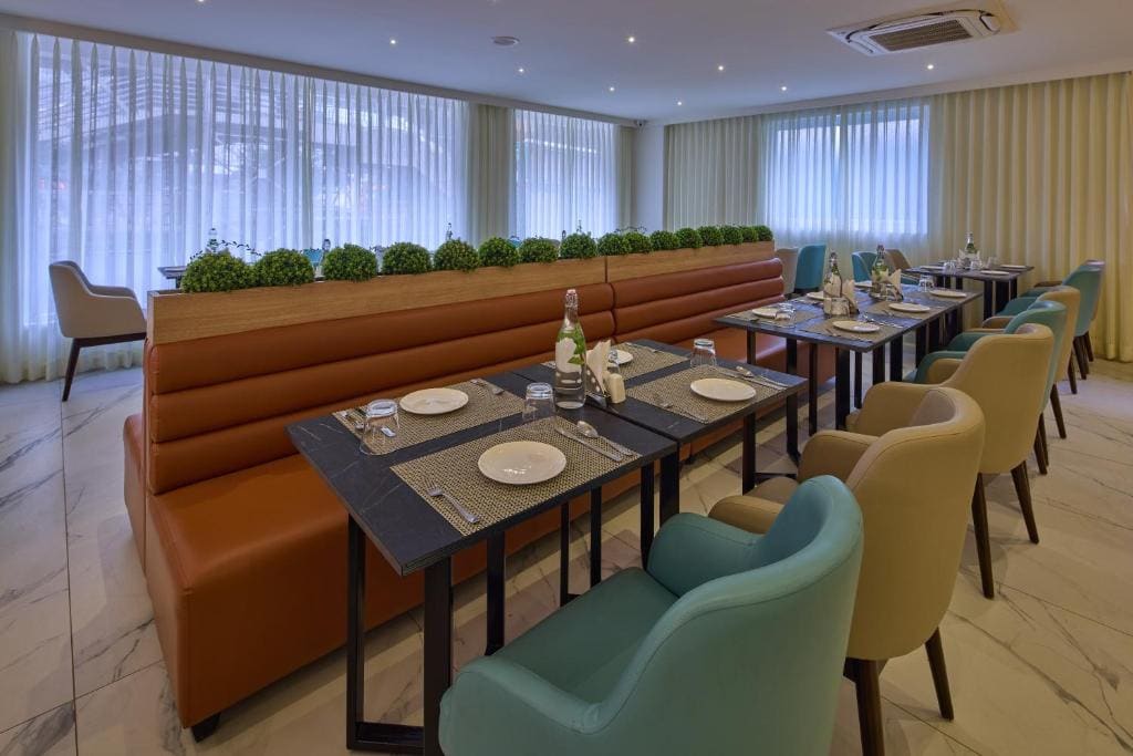 Grand Continent Hebbal A Sarovar Portico Affiliate Hotel - View 4