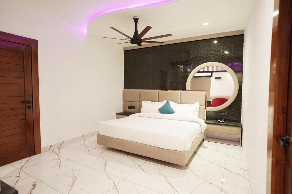 Gurugram Resort Mussoorie - View 3