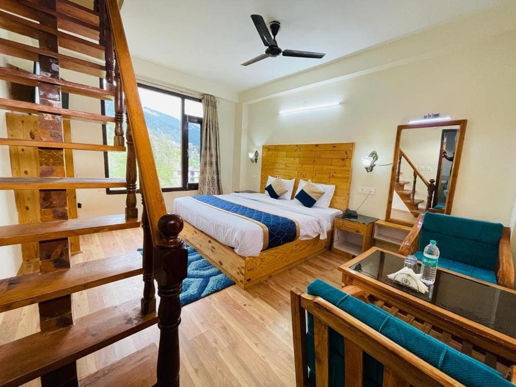 RV's Urban Nest - The City center Hotel - View 7