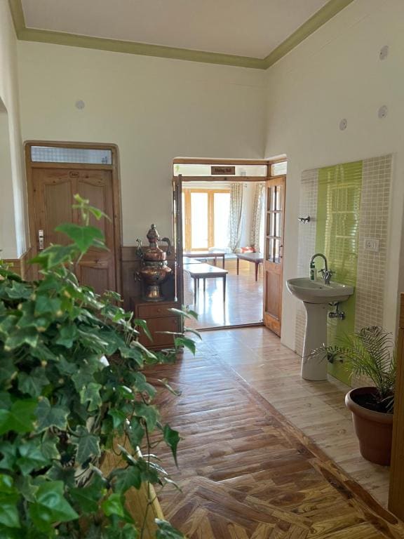 Heschuk Guest House - View 6