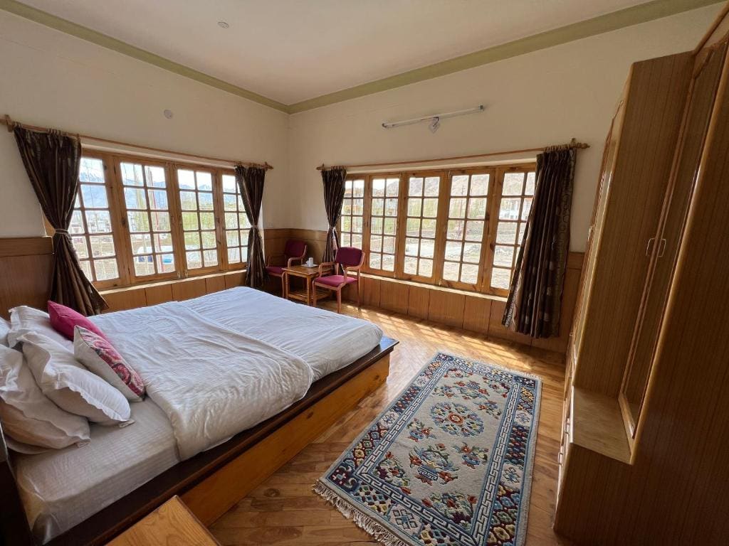 Heschuk Guest House - View 3