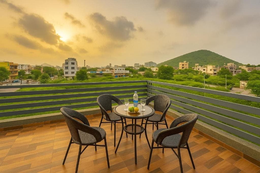 Hotel Hillcrest Udaipur - Crafted For Comfort - View 4