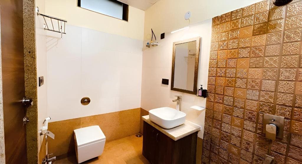 Hotel Hillcrest Udaipur - Crafted For Comfort - View 5