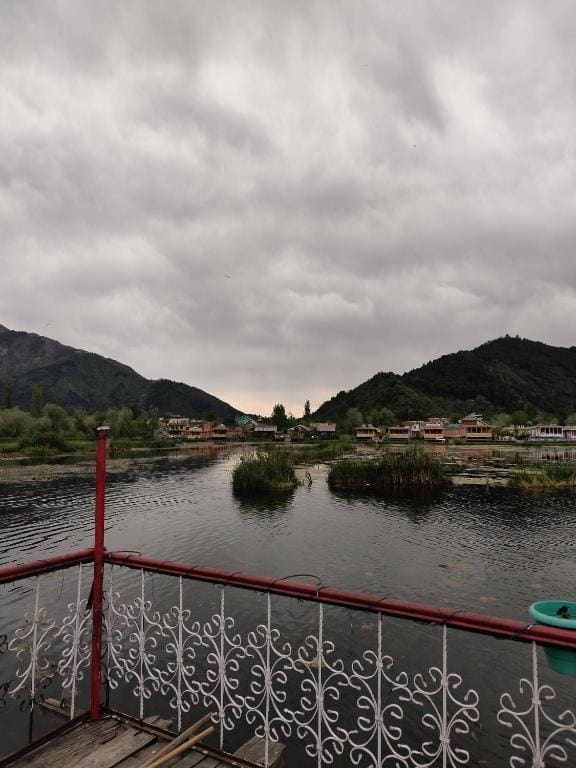 Houseboat Shamshad - View 6