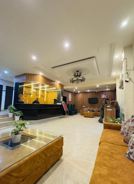 HOTEL Grand JAGDISH RESIDENCY - View 3