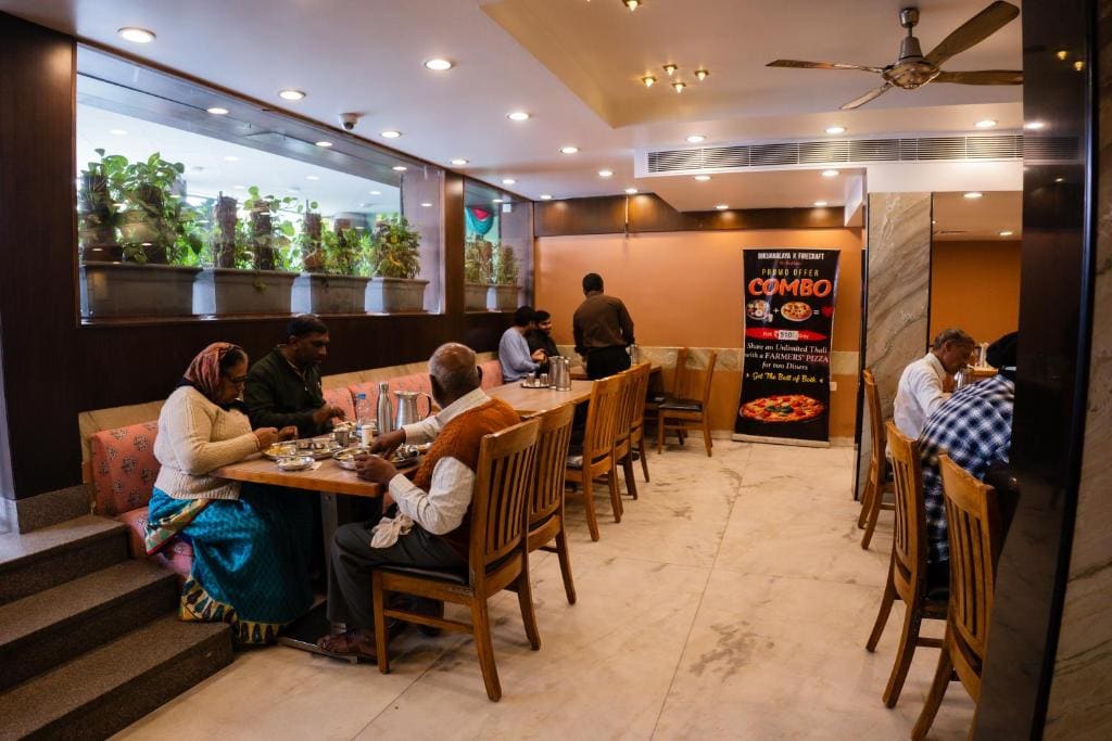 Jain's Hotel Rajhans - View 5