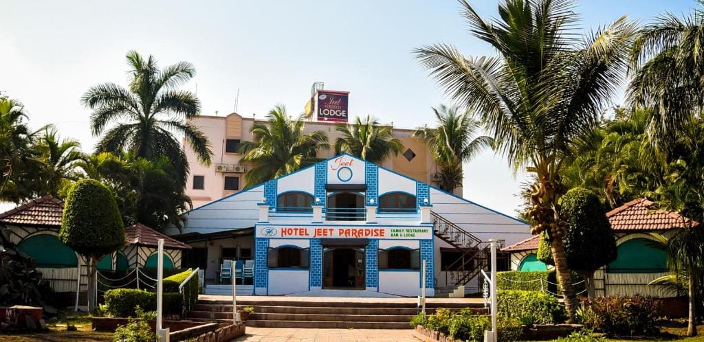 Hotel Jeet Paradise - Main view